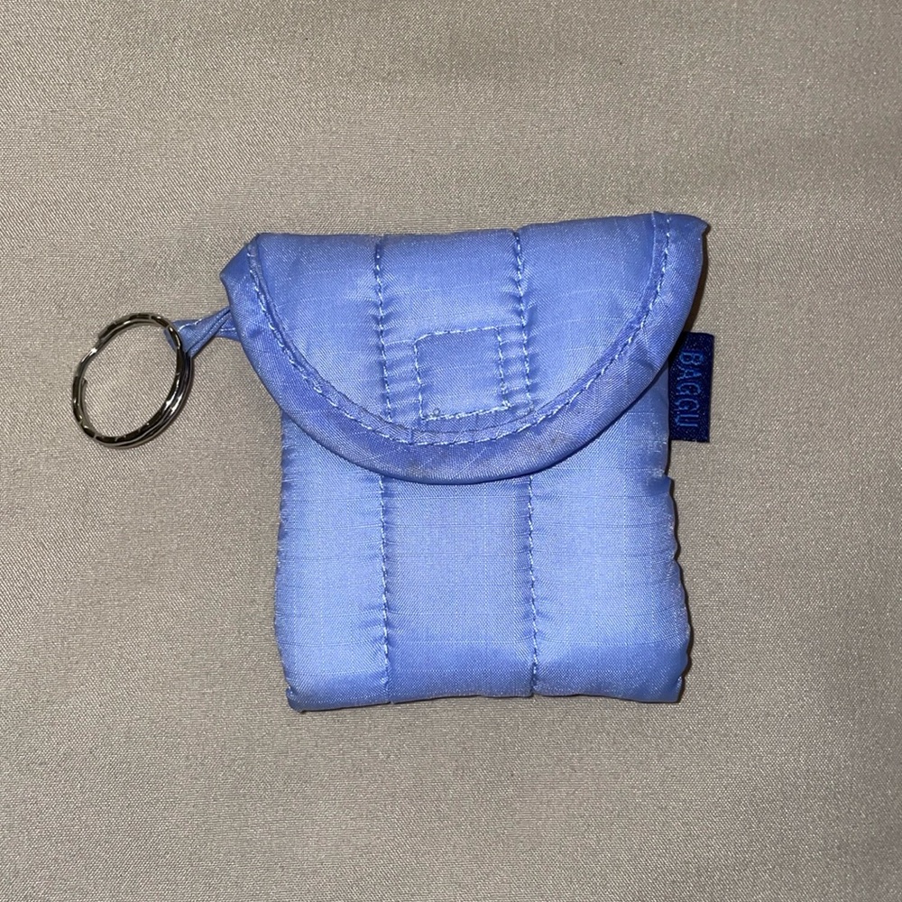 BAGGU airpod puffy case: cornflower